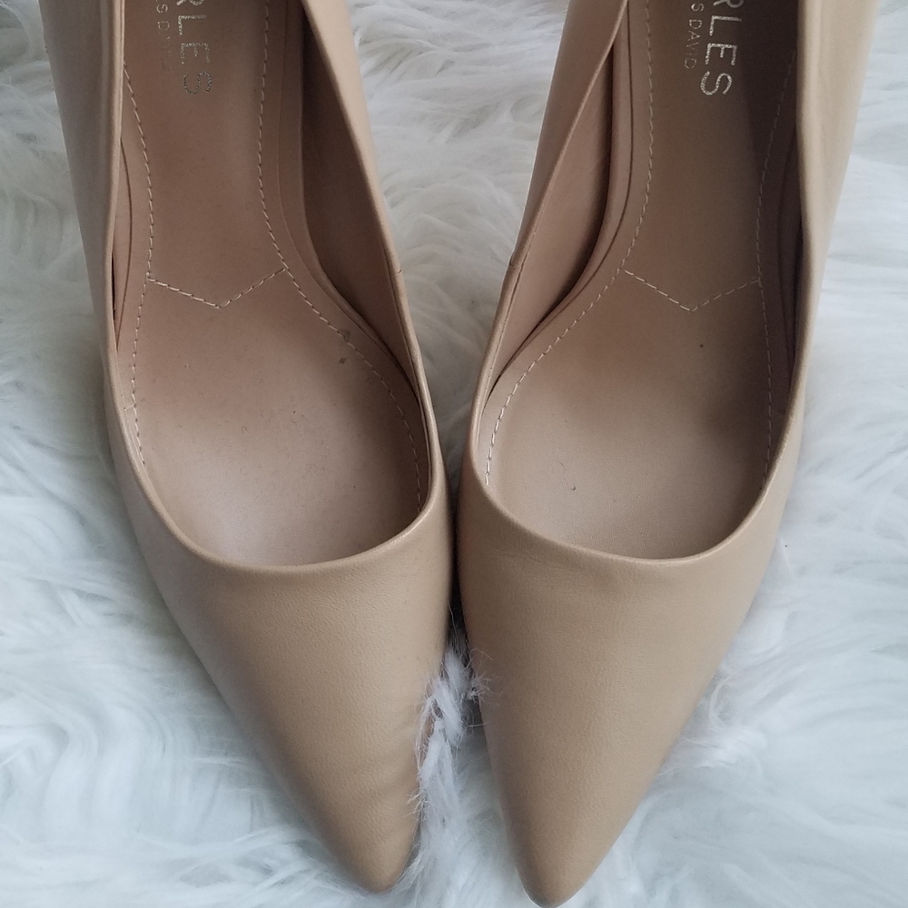 Tan closed heels